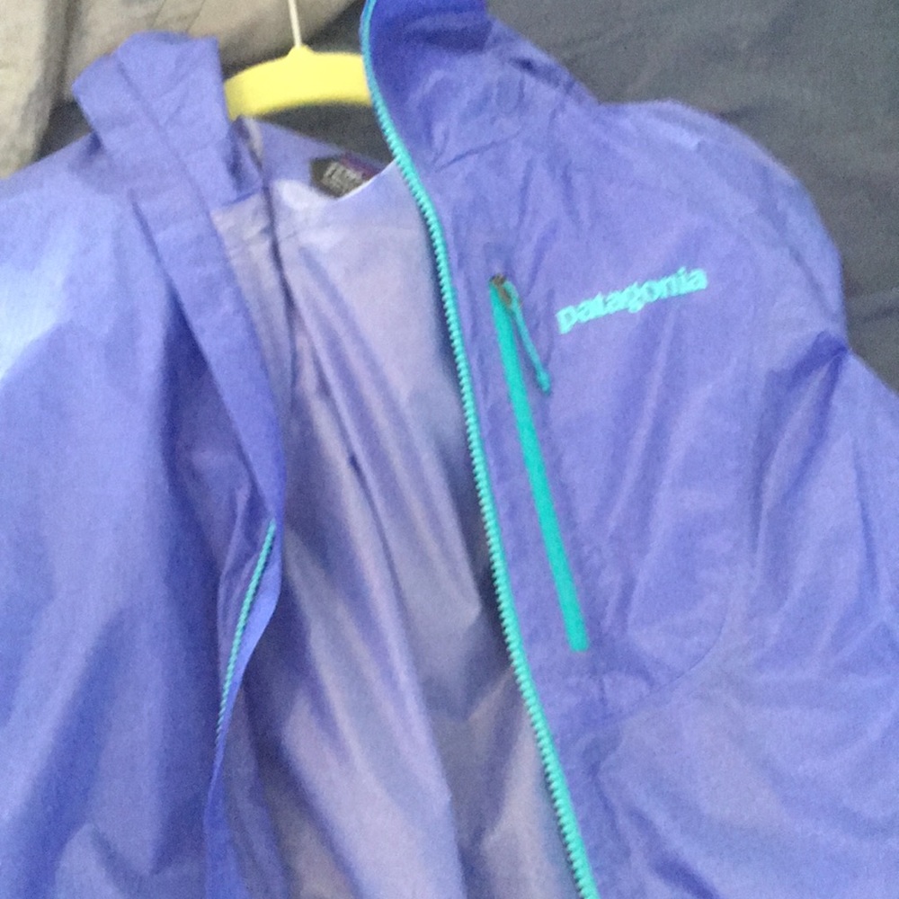 Patagonia wind breaker